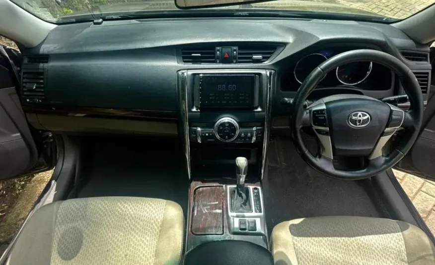 2012 Toyota Mark X 250G Mint Condition