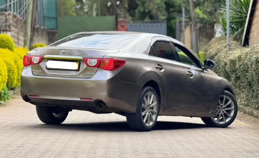 2012 Toyota Mark X 250G Mint Condition