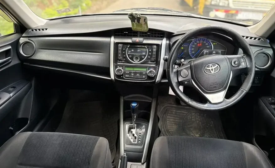 2014 Toyota Fielder Hybrid Mint Condition