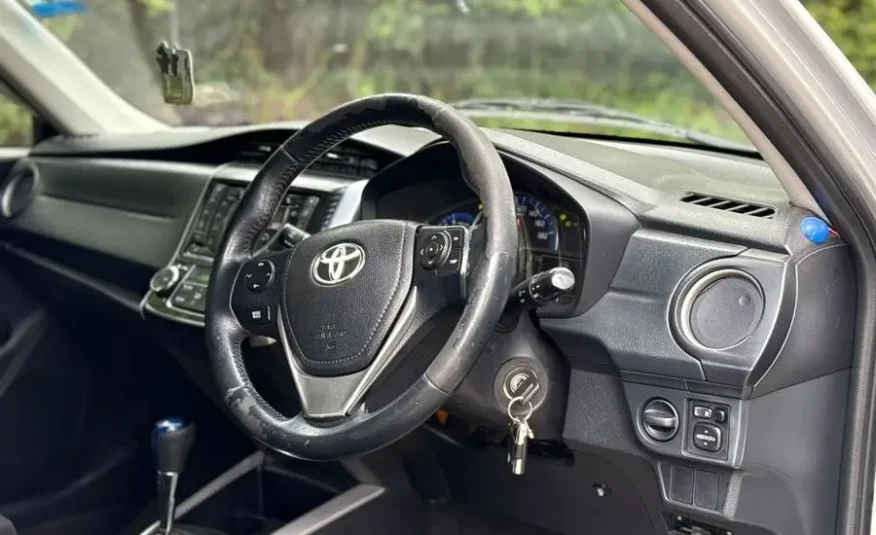 2014 Toyota Fielder Hybrid Mint Condition