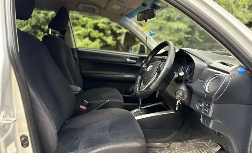 2014 Toyota Fielder Hybrid Mint Condition