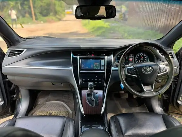 2016 Toyota Harrier Hybrid