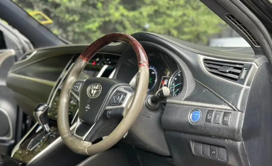2016 Toyota Harrier Hybrid
