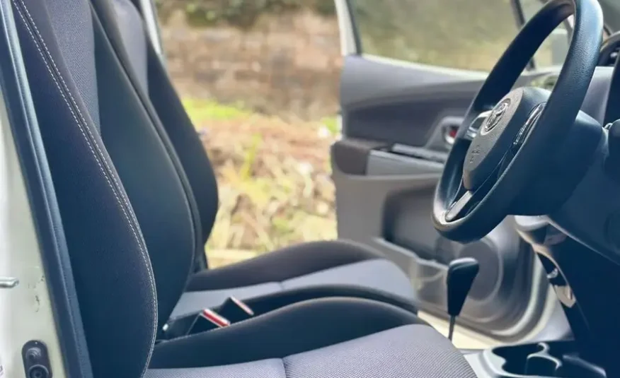 2017 Toyota Vitz
