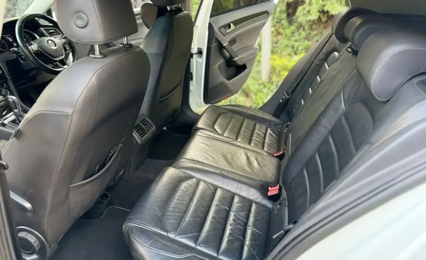 2017 Volkswagen Golf TSI Sunroof