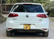 2017 Volkswagen Golf TSI Sunroof