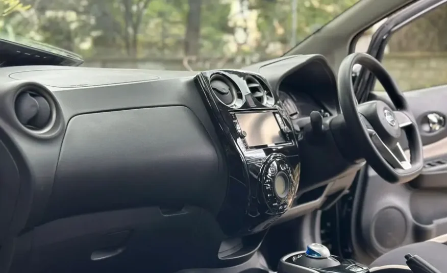 2018 Nissan Note E-Power