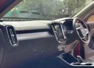 2018 Volvo XC40 T4 Sunroof