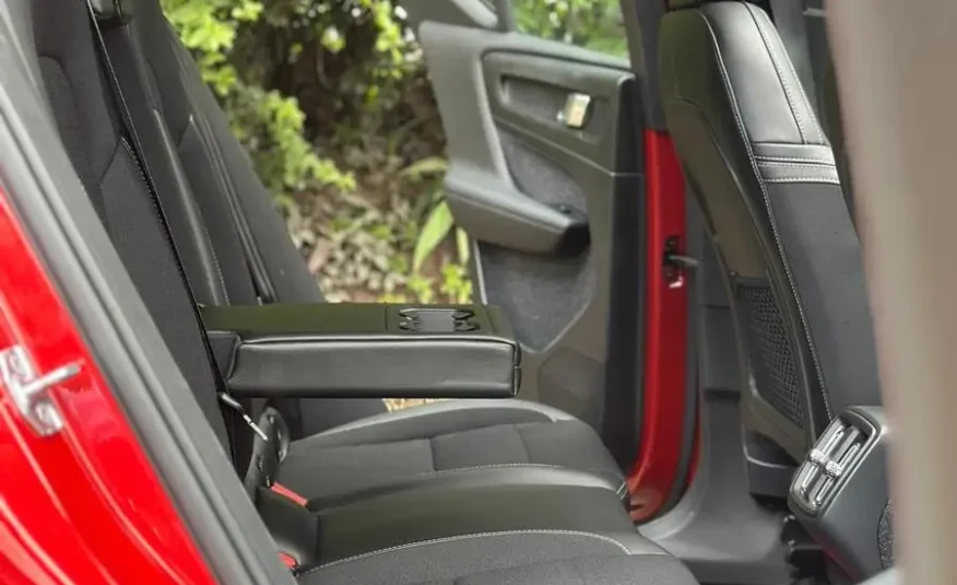 2018 Volvo XC40 T4 Sunroof