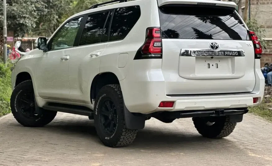 2020 Toyota Landcruiser Prado TX NewShape Sunroof