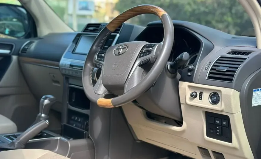 2020 Toyota Landcruiser Prado TX NewShape Sunroof