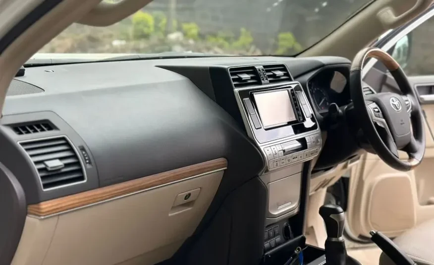 2020 Toyota Landcruiser Prado TX NewShape Sunroof