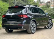 2020 Volkswagen Tiguan 2.0 R-Line Sunroof