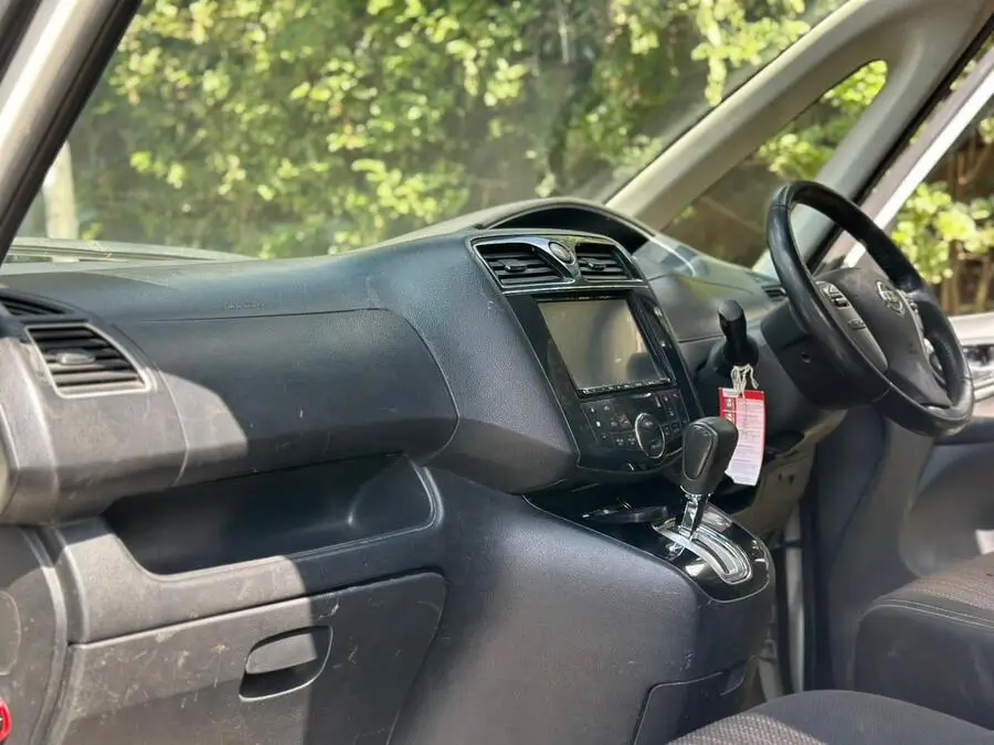 2016 Nissan Serena Highway Star S-Hybrid