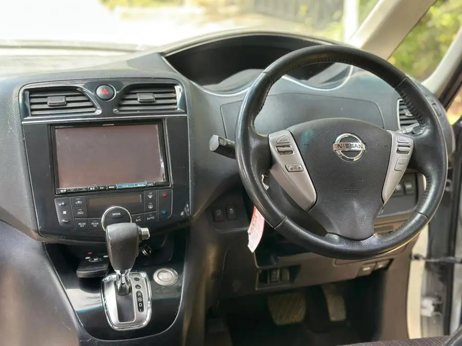 2016 Nissan Serena Highway Star S-Hybrid