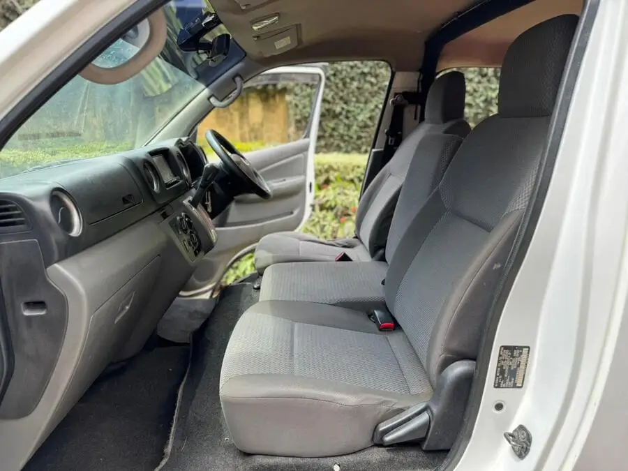 2017 Nissan NV350 Caravan