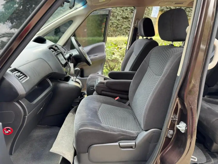 2017 Nissan Serena Highway Star Mint Condition