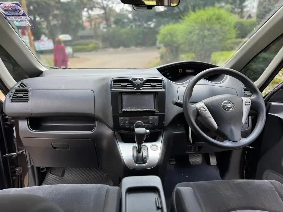 2017 Nissan Serena Highway Star Mint Condition