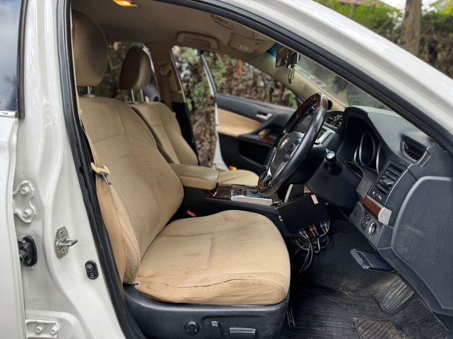 2013 Toyota Mark X Mint Condition