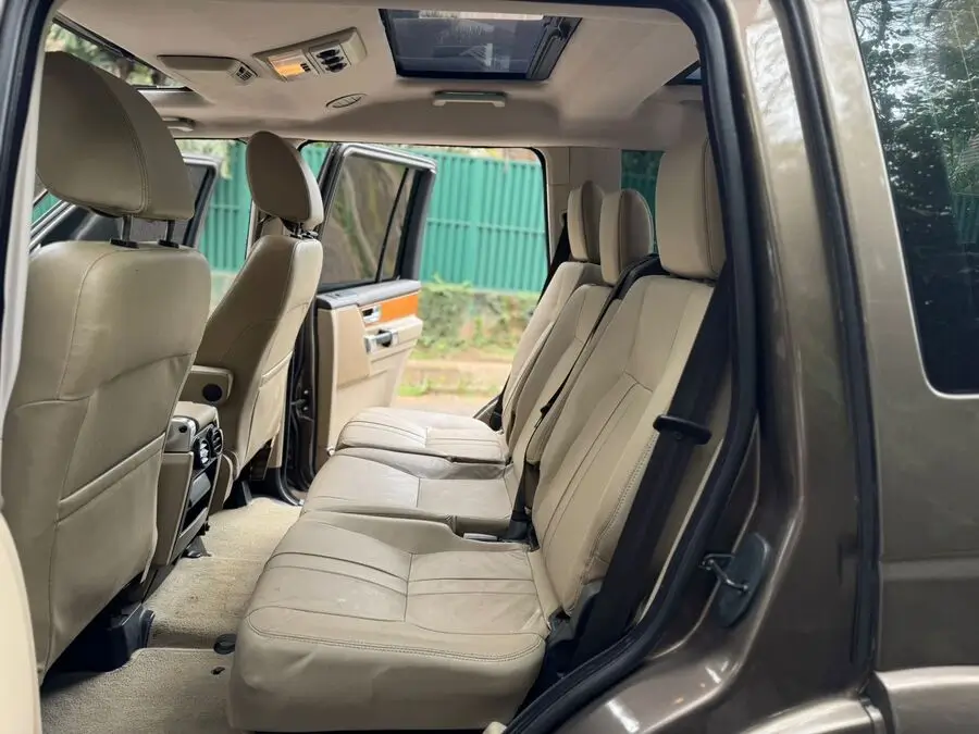 2014 Land Rover Discovery HSE Mint Condition