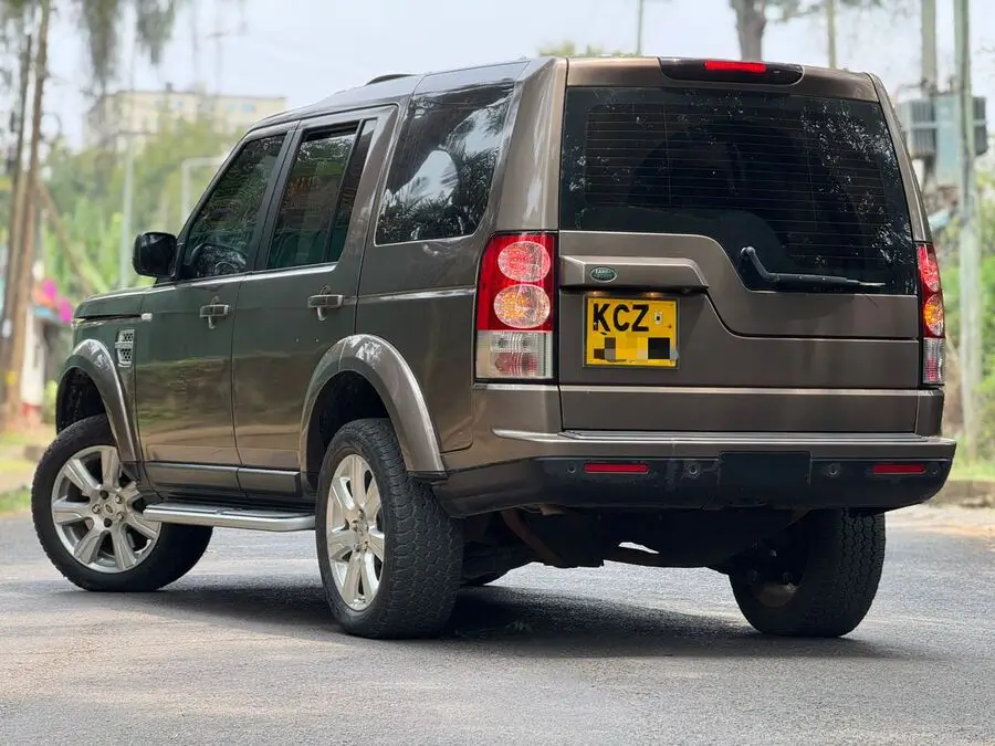 2014 Land Rover Discovery HSE Mint Condition