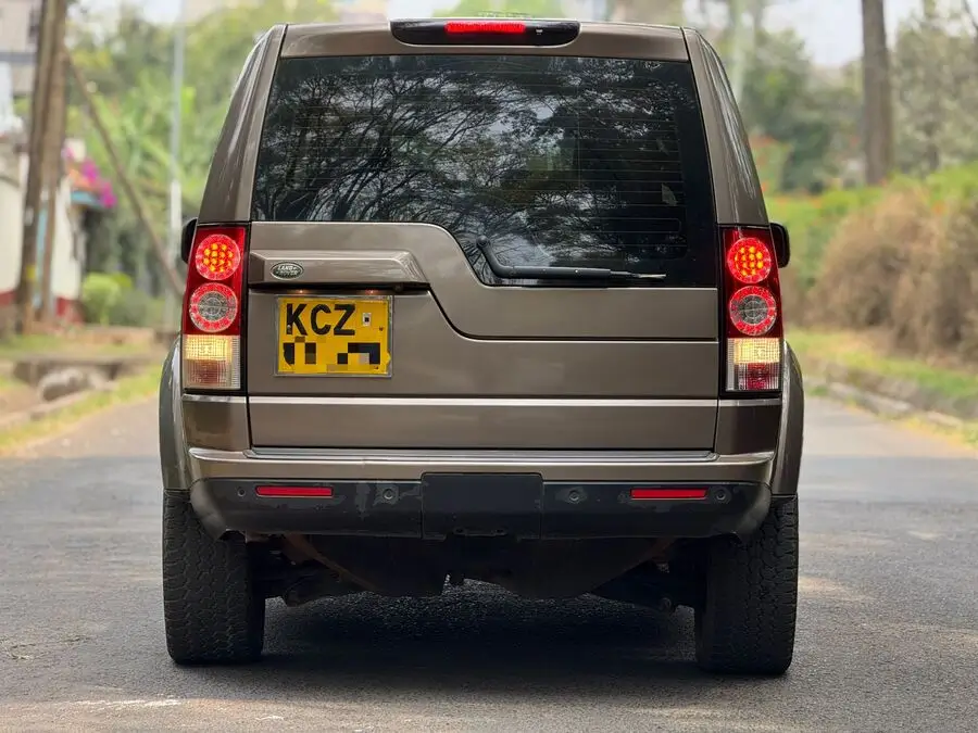 2014 Land Rover Discovery HSE Mint Condition