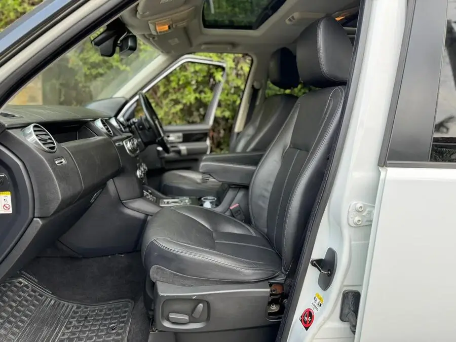 2015 Land Rover Discovery HSE Unregistered Local