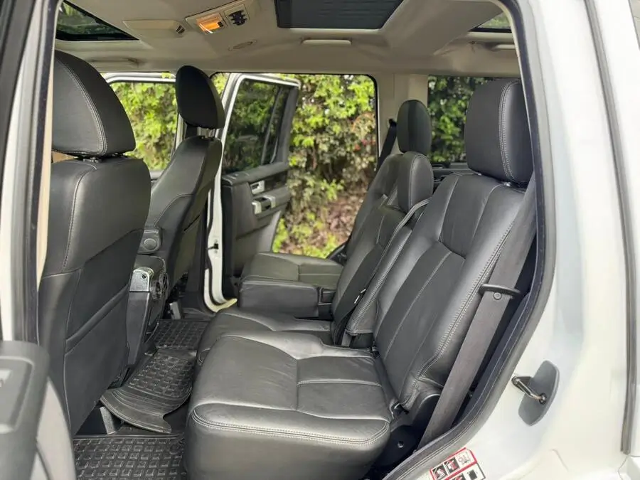 2015 Land Rover Discovery HSE Unregistered Local