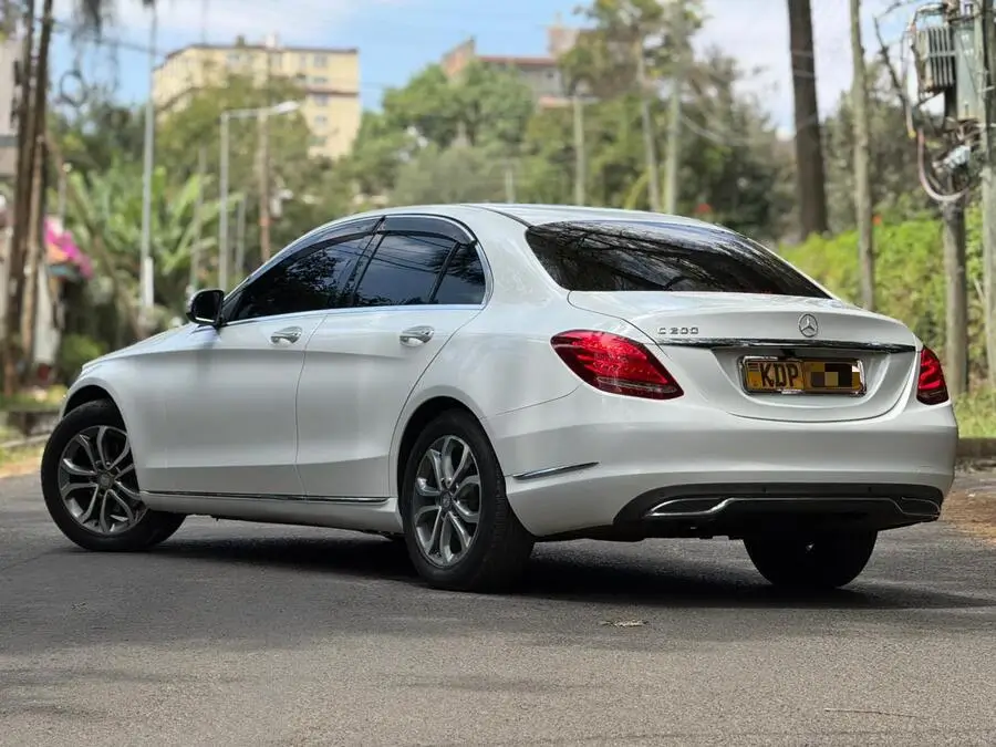 2015 Mercedes Benz C200 Mint Condition