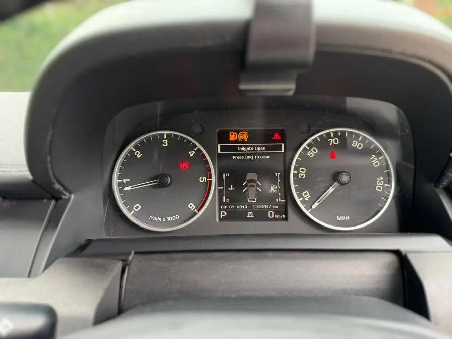 2016 Land Rover Discovery HSE Sunroof