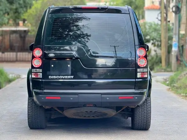 2016 Land Rover Discovery HSE Sunroof