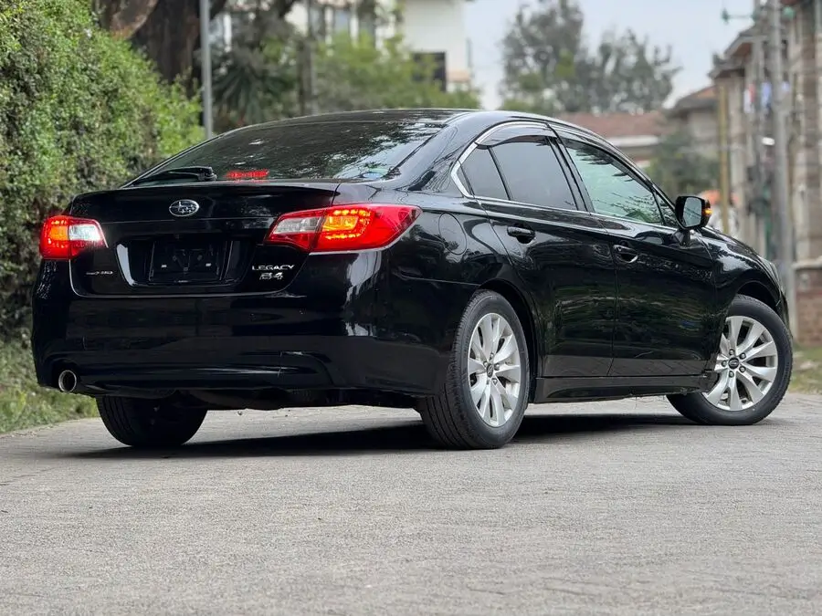 2017 Subaru Legacy B4 Eyesight