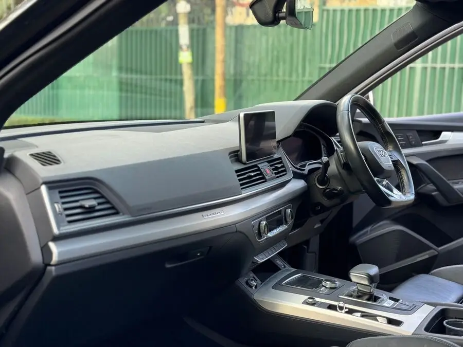 2018 Audi SQ5 S-Line Panoramic Sunroof Leather