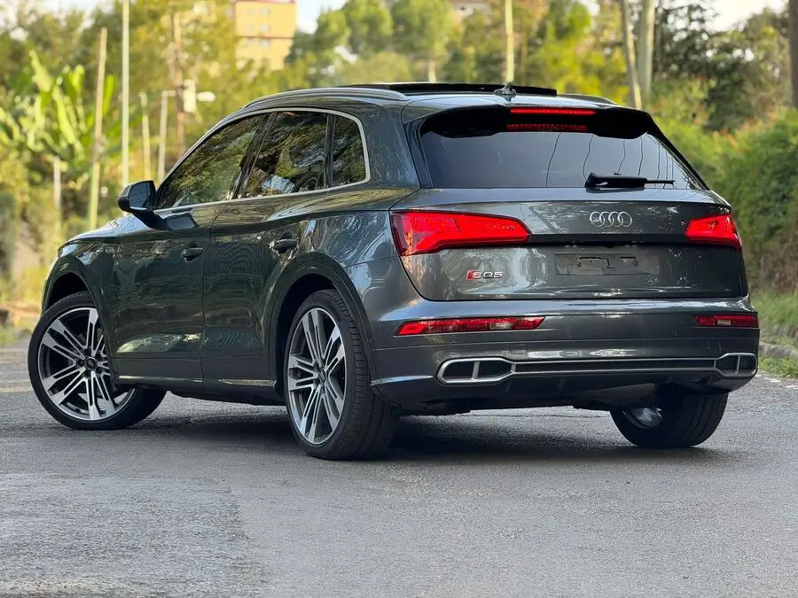 2018 Audi SQ5 S-Line Panoramic Sunroof Leather