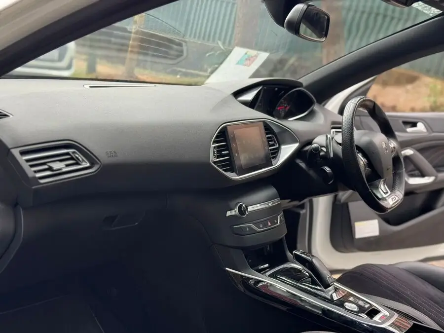 2018 Peugeot 308 GT Line MoonRoof