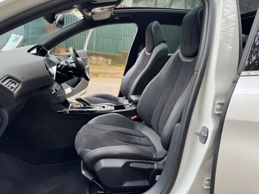 2018 Peugeot 308 GT Line MoonRoof