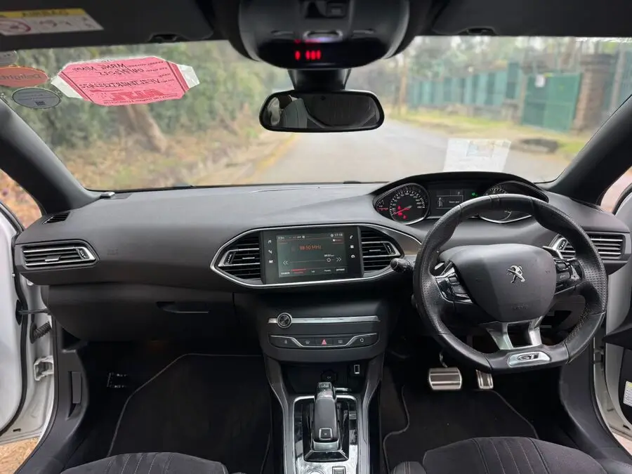 2018 Peugeot 308 GT Line MoonRoof