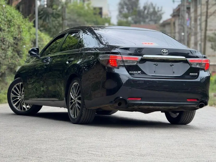 2018 Toyota Mark X 250G Fully Loaded