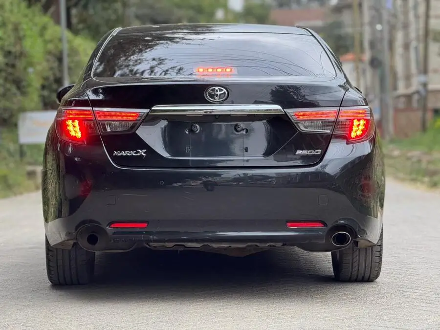 2018 Toyota Mark X 250G Fully Loaded