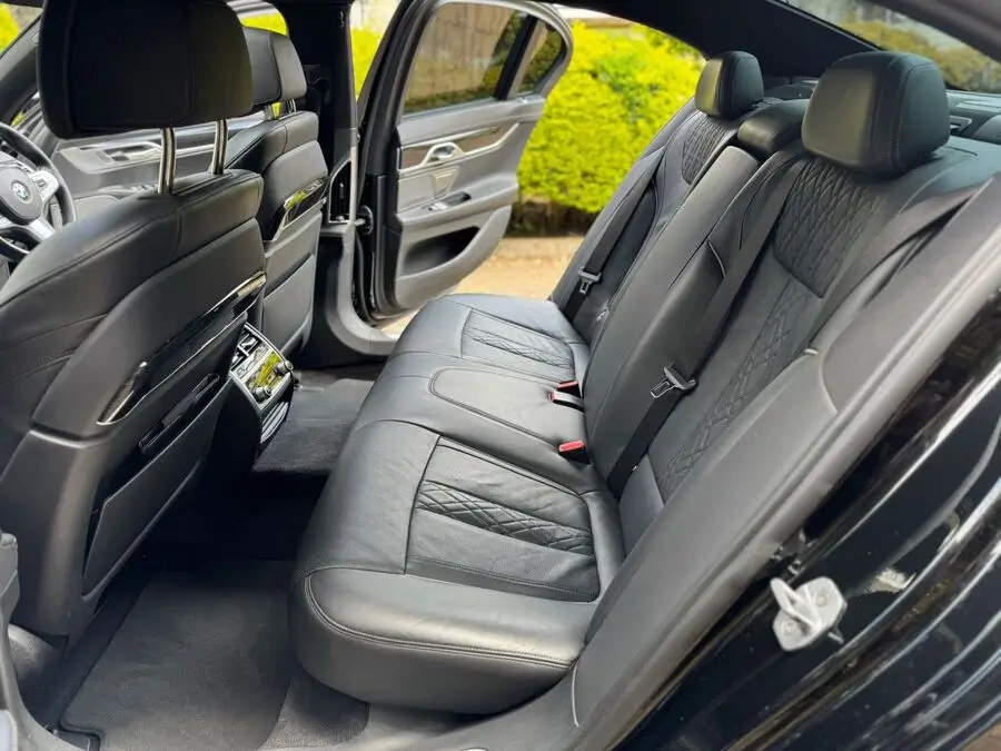 2018 BMW 740i Sunroof
