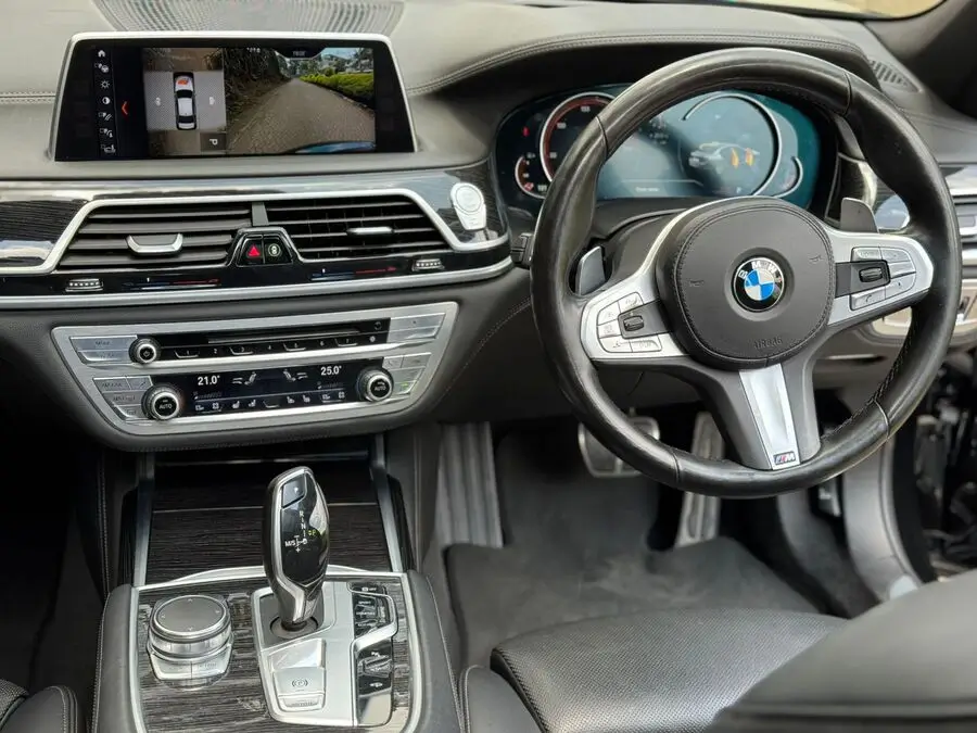 2018 BMW 740i Sunroof