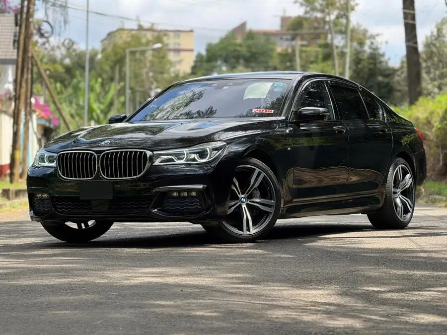2018 BMW 740i Sunroof