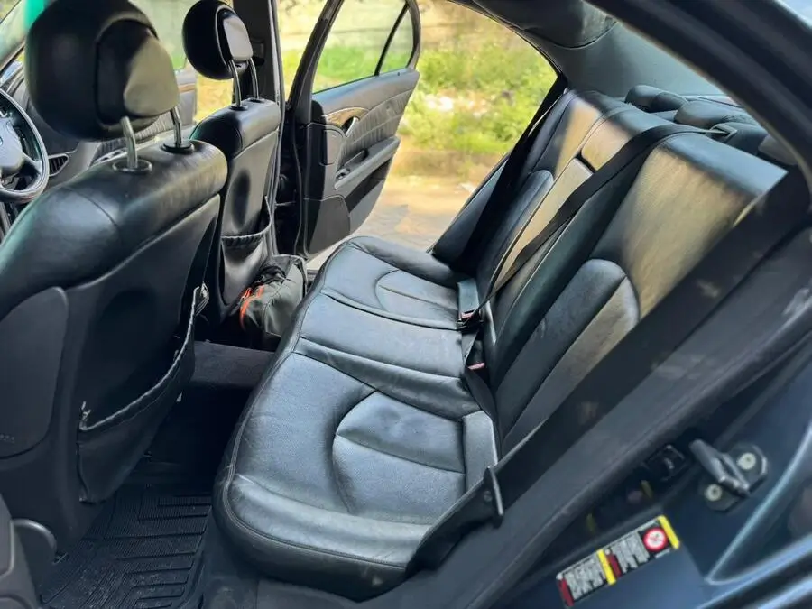 2006 Mercedes Benz E350