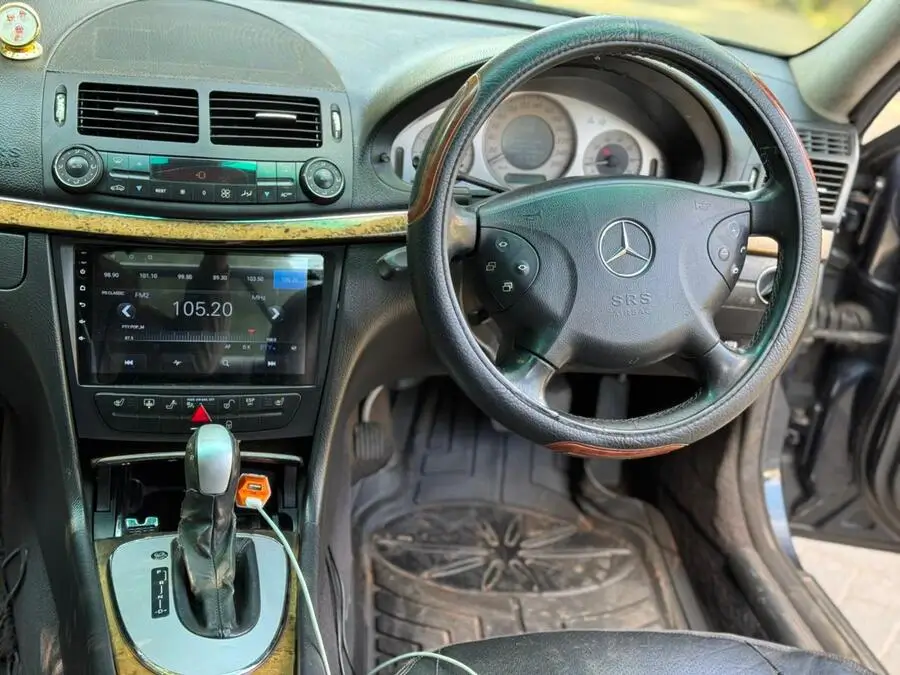 2006 Mercedes Benz E350