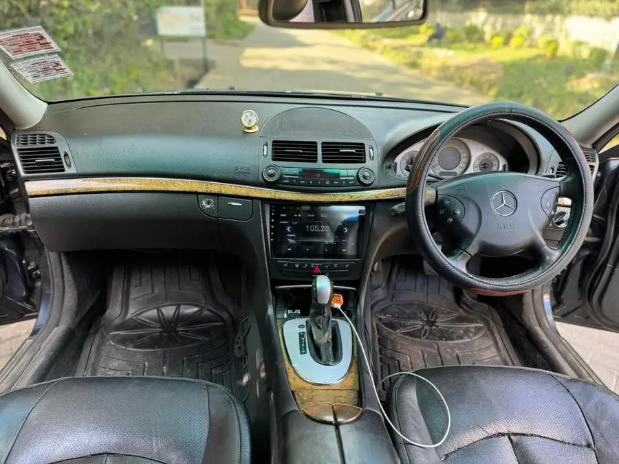 2006 Mercedes Benz E350