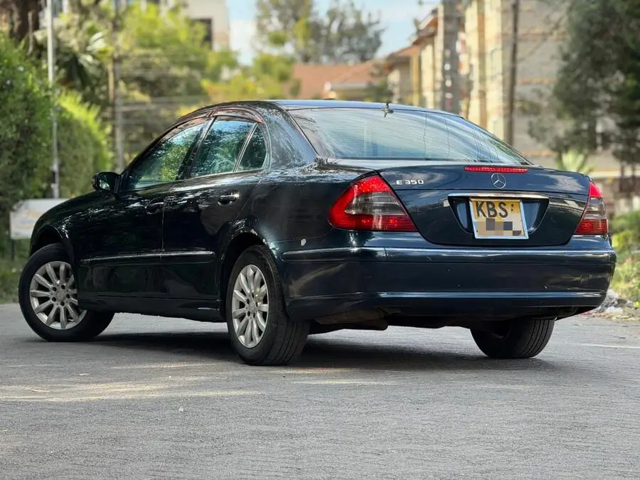 2006 Mercedes Benz E350