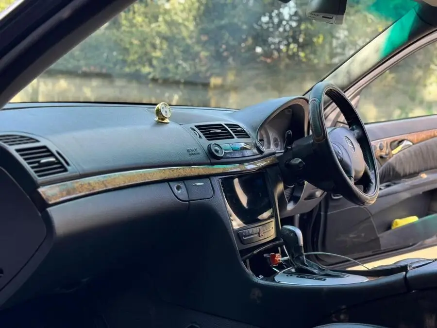 2006 Mercedes Benz E350