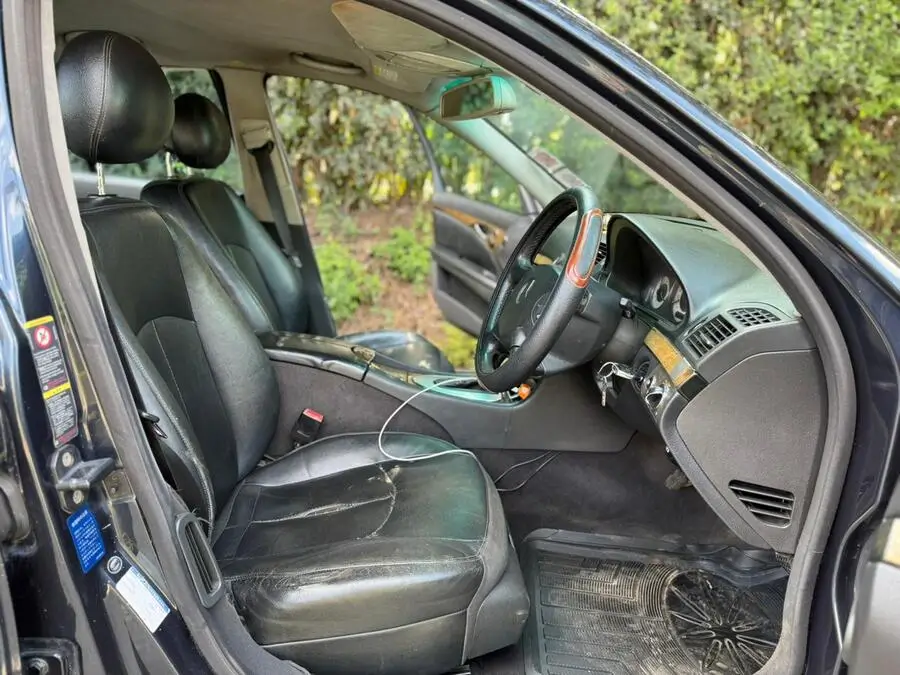 2006 Mercedes Benz E350