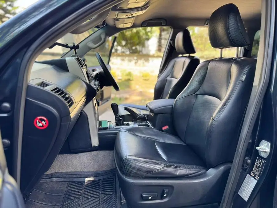 2010 Toyota Landcruiser Prado VX