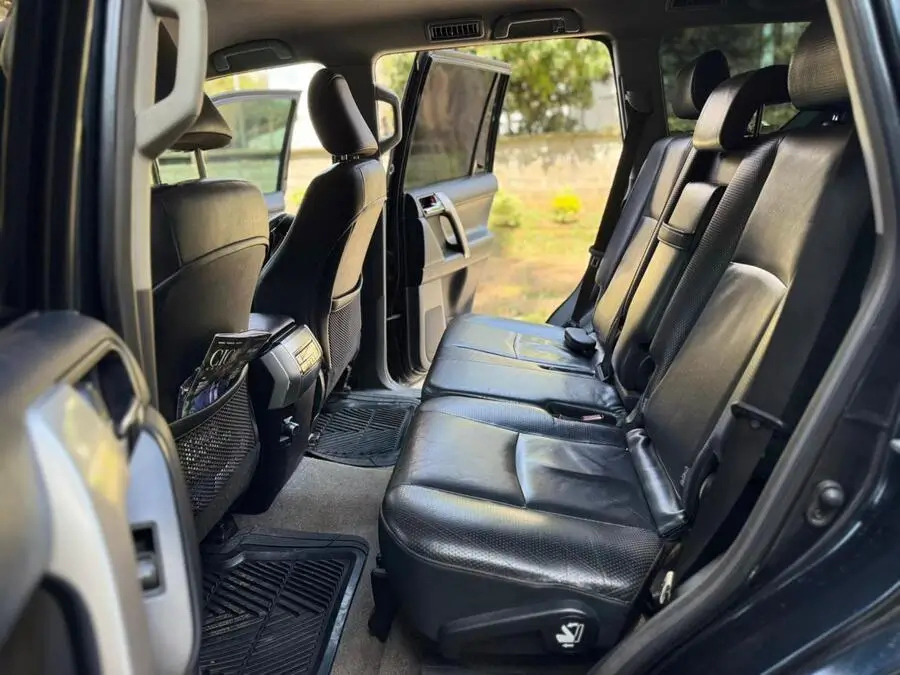 2010 Toyota Landcruiser Prado VX